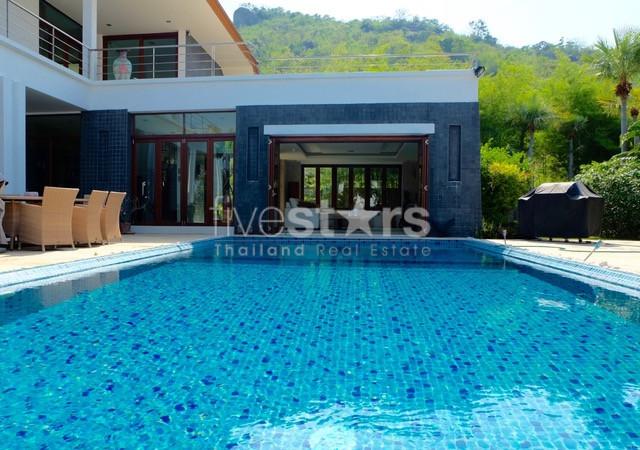 Phu Montra : Luxury 3 Bedroom Pool Villa 4207134401