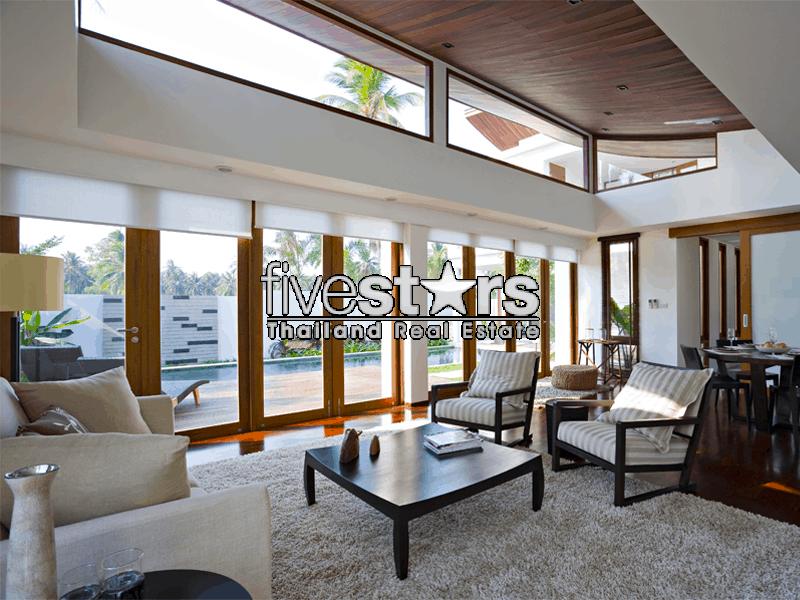 3 Bed, Modern Design Villa by the Sea 2326344270