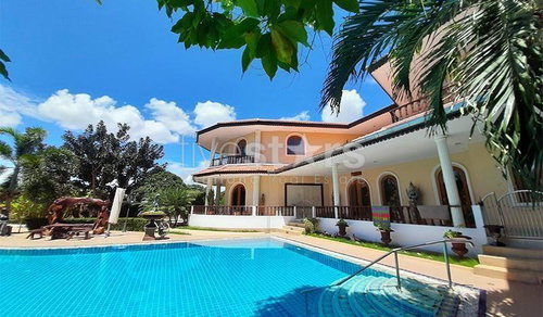 Stunning 11 Bed Mansion in West Hua Hin 3646780278