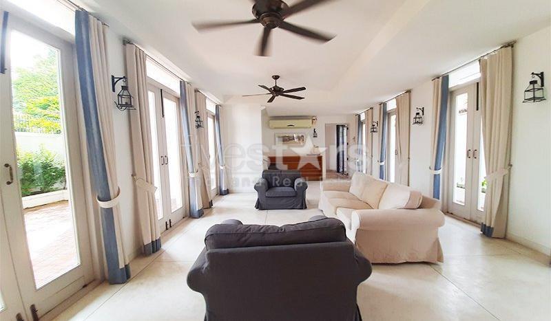 Villa for Sale near Bluport Shopping Mall 928191066