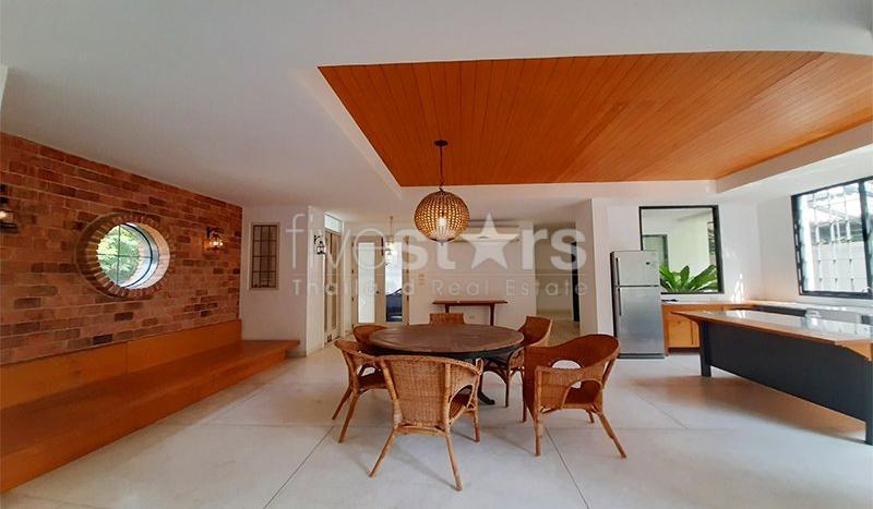 Villa for Sale near Bluport Shopping Mall 928191066