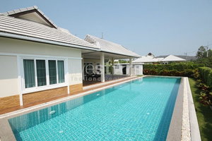 Emerald Valley : 3 Bedroom Luxury Pool Villas – New Development 3615947588