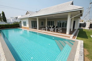 Emerald Valley : 3 Bedroom Luxury Pool Villas – New Development 3615947588
