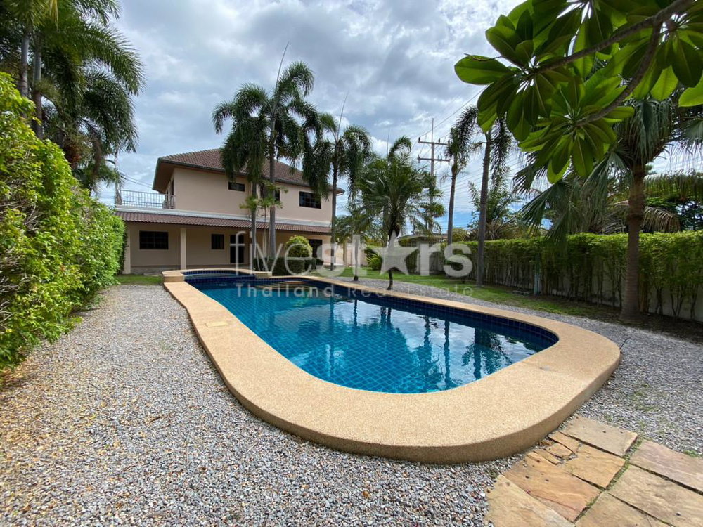 2 Story 3 Bedroom Pool Villa with Office In Bor Fai 2178702530