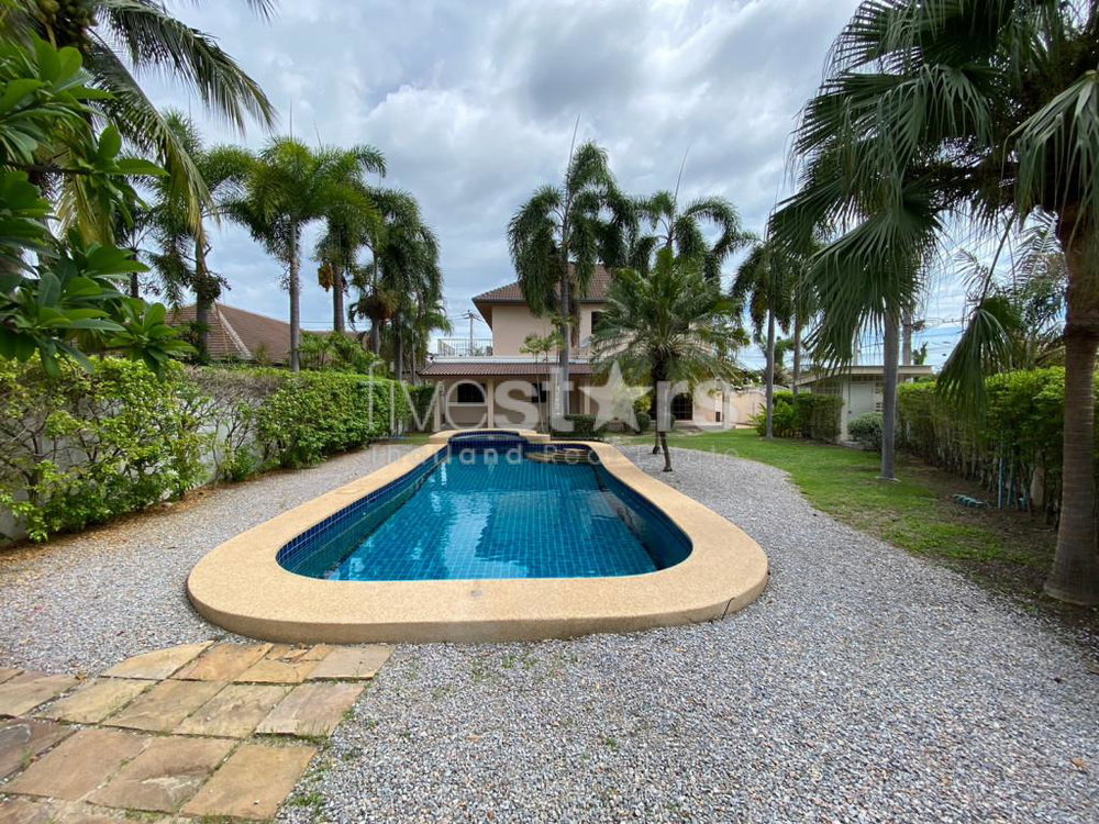 2 Story 3 Bedroom Pool Villa with Office In Bor Fai 2178702530