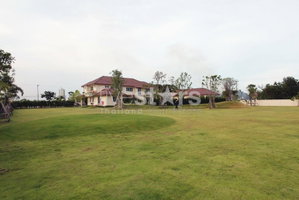 Luxury Two Story Mansion In Cha Am 2754250547