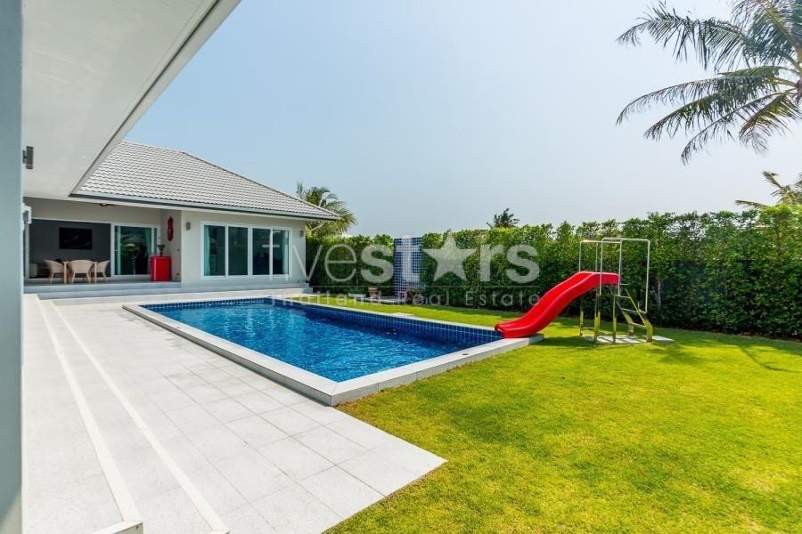 Two Modern Pool Villas with Mountain View – 7 Bedrooms on 1 Rai in Khao Tao, Hua Hin 78060271