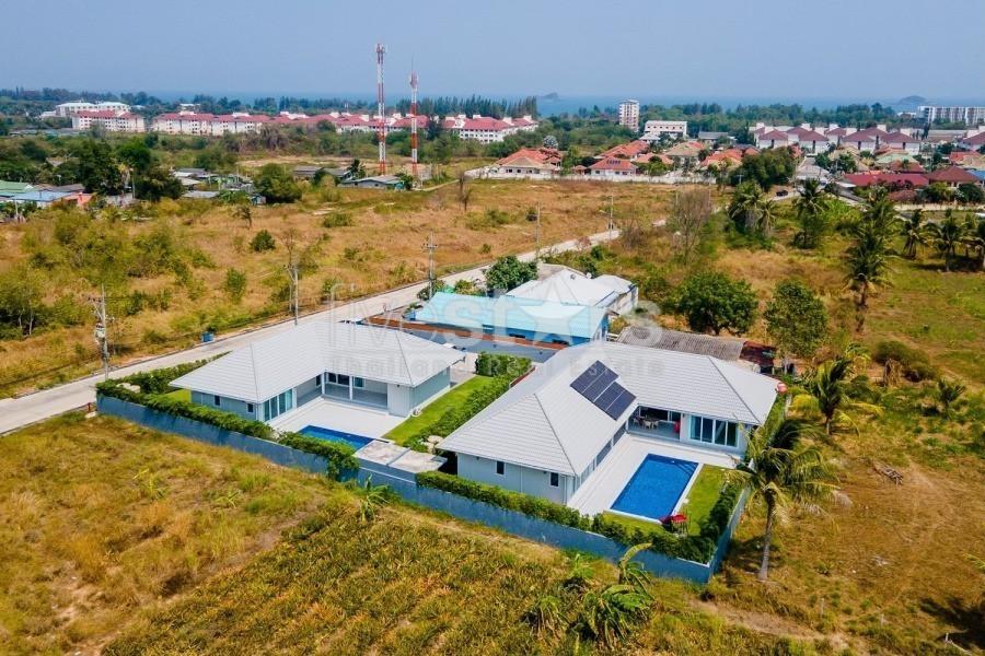 Two Modern Pool Villas with Mountain View – 7 Bedrooms on 1 Rai in Khao Tao, Hua Hin 78060271