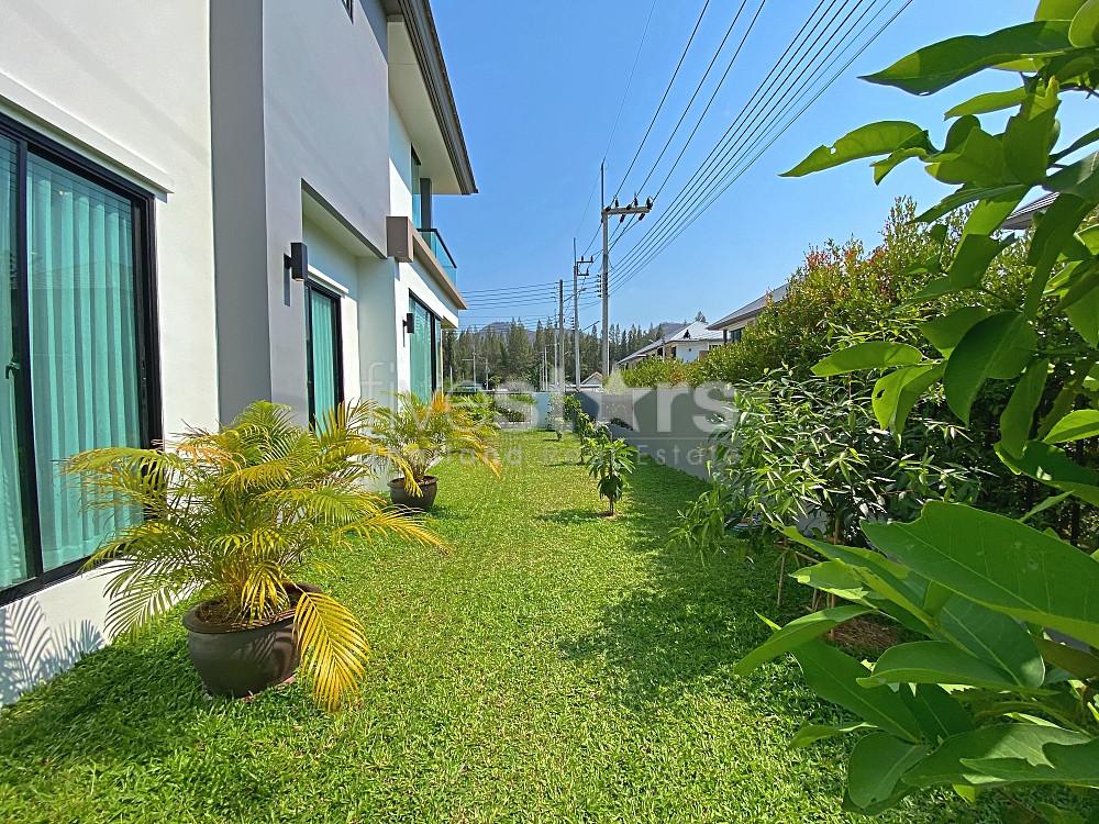2 Story 3 Bed 3 Bath Villa Near Bluport Mall 1608564131
