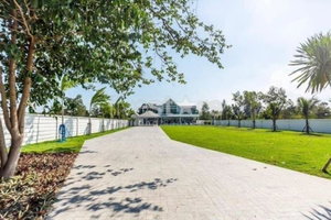 Black Mountain : Luxury 4 Bedroom Pool Villa 3887364873