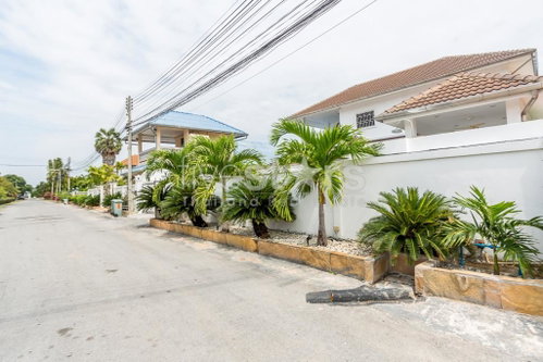 Good Value 2 Story House For Sale Chantha Village Hua Hin / Cha Am 3430846695