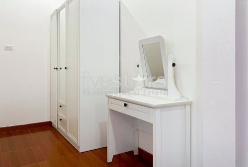 2 Storey : Stand Alone House On A Big Land Plot 536516087