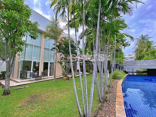 Luxurious 4 Bedroom 2 Storey Villa On Private Residence 1871733112