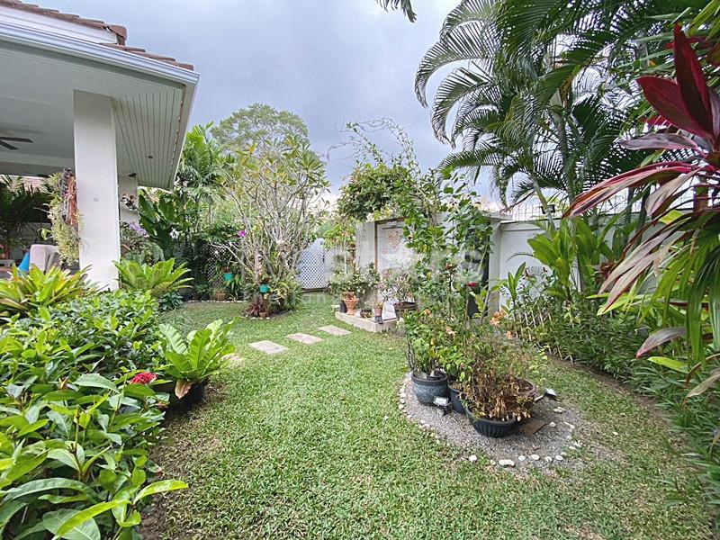 Lovely 3 Bed 2 Bath Pool Villa For Sale at Woodlands 115451062