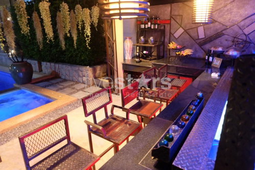 6 Bedroom Luxury Private Secure Villa For Sale 210853989