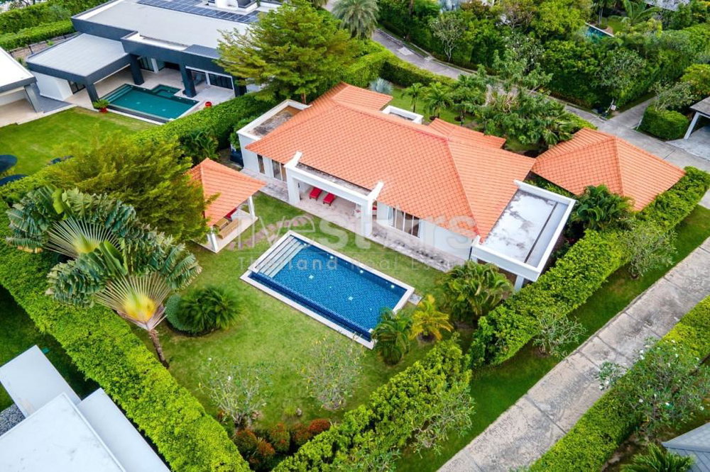 Elegant 3-Bedroom Villa in Baan Ing Phu – Luxury Living Near Black Mountain Golf 2096862442