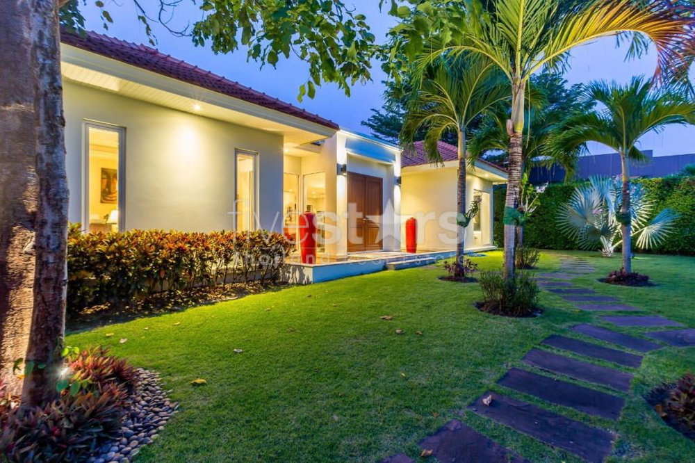 Elegant 3-Bedroom Villa in Baan Ing Phu – Luxury Living Near Black Mountain Golf 2096862442