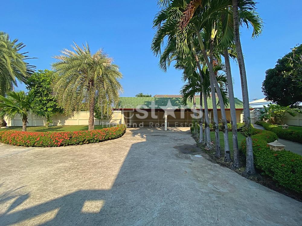 City Center 4 Bed Pool Villa on 1 Rai Land For Sale Hua Hin 2813219677