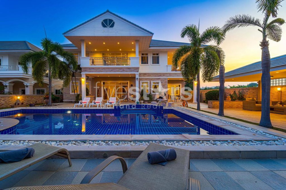 Hua Hin Palm Village: 2 Storey 6 Bedroom Pool Villa 3732073465
