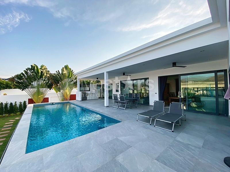 Modern Renovated 2-Bedroom Villa with Tropical Garden in Thap Tai, Hua Hin 507051968