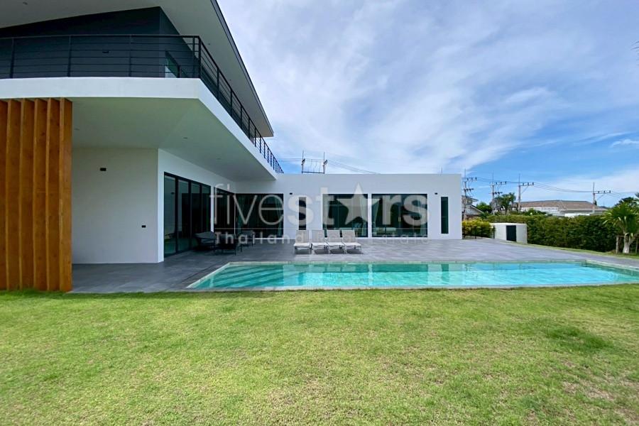 Elegant 5-Bedroom Modern Pool Villa with Mountain Views at Phu Montra K-Haad, Hua Hin 223545938