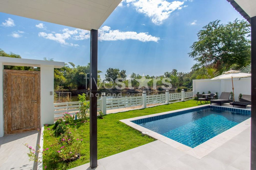 Cozy 2-Bedroom Lakeside Villa in Sampraya – Near Palm Hills Golf Club – THB 5,950,000 3424320546