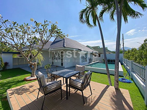 Fully Renovated 3-Bedroom Pool Villa in Suksabai Village 1, Soi 102 Hua Hin 418594091