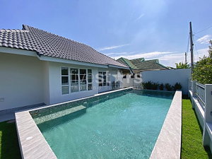 Fully Renovated 3-Bedroom Pool Villa in Suksabai Village 1, Soi 102 Hua Hin 418594091
