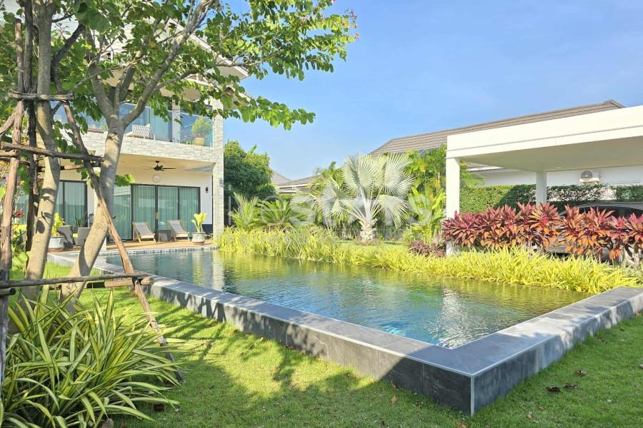 Spacious 4-Bedroom Two-Storey Pool Villa on Soi 112 with No Common Fees 4024855878