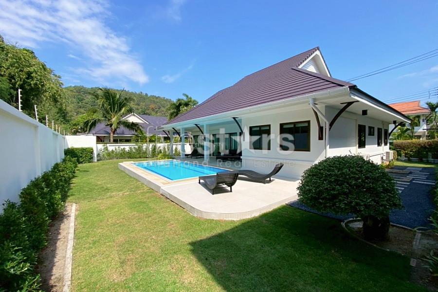3-Bedroom Private Pool Villa for Sale – The Heights 1, Central Hua Hin 31984746