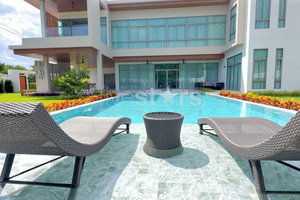 Luxury 4-Bedroom Pool Villa with 5 Bathrooms — Fully Furnished 3901466975