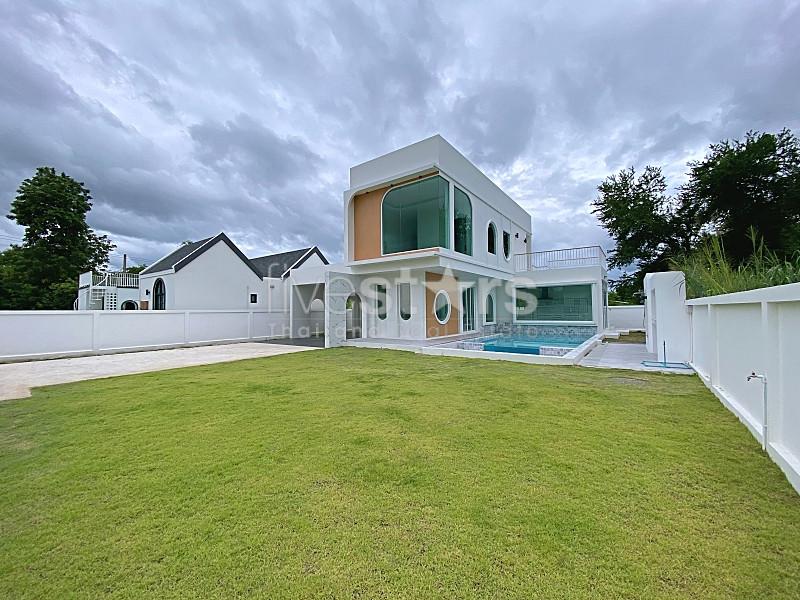 Spacious Family Pool Villa Near Black Mountain | THB 5.69M 3390092983