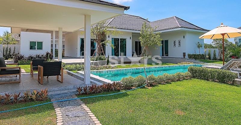 Modern 4-Bedroom Pool Villa for Sale in Hua Hin – Spacious Plot, Near BluPort & Beach 194562233