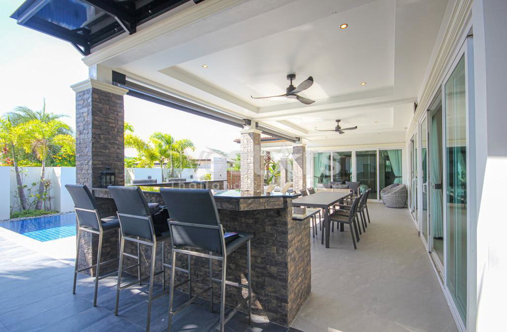 Stylish 3-Bedroom L-Shape Pool Villa in Orchid Paradise Homes 2090858543