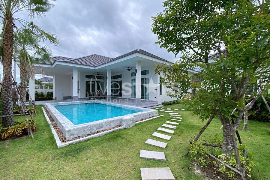 Modern European-Style 4-Bedroom Pool Villa for Sale in Central Hua Hin – Private Guest House Included 3947700647