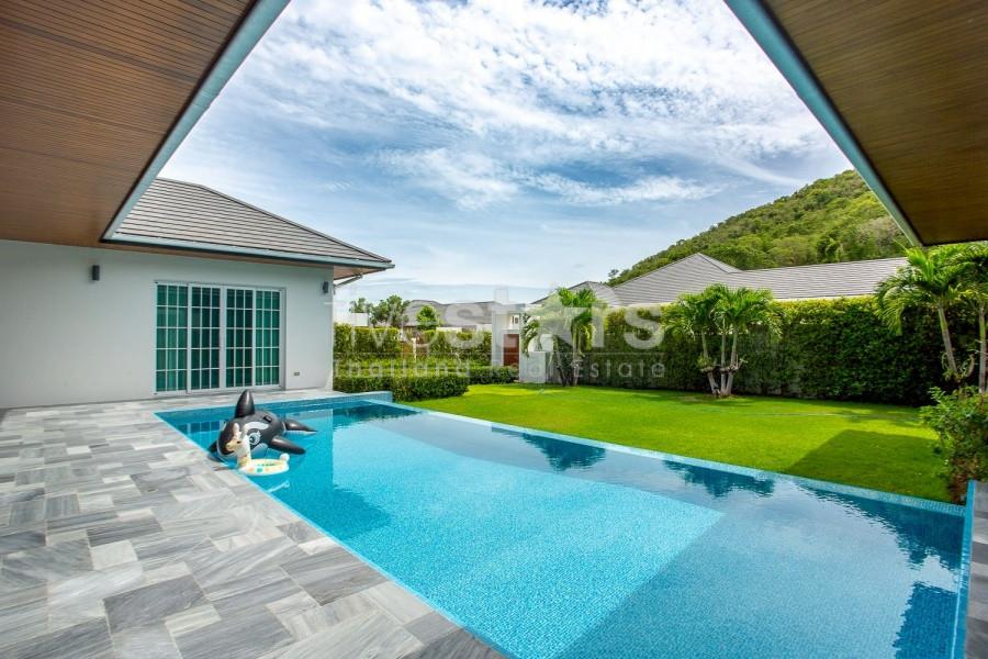 Spacious 3-Bedroom Villa with Premium Outdoor Living – Full Freehold | Soi 112, Hua Hin 2622099761