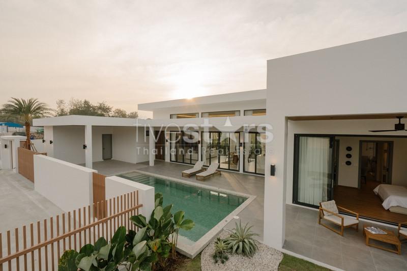 Luxury 3-Bedroom Tropical Pool Villas for Sale in Hua Hin 2341120066