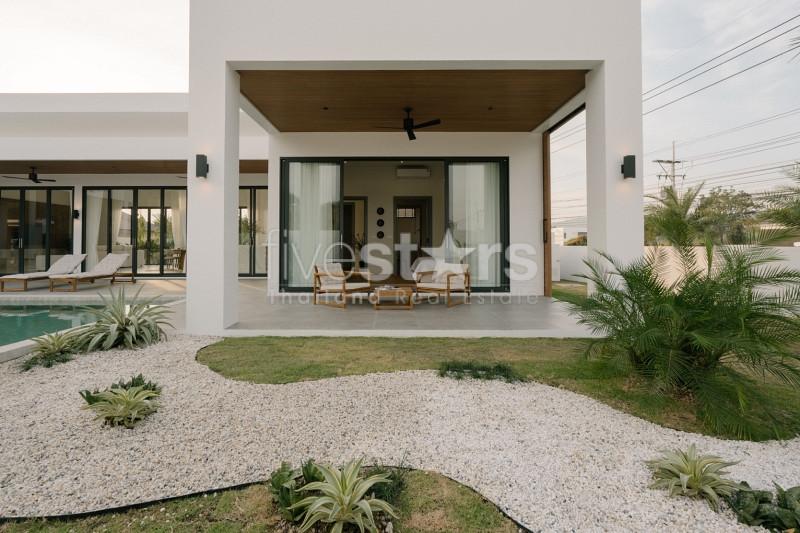Luxury 3-Bedroom Tropical Pool Villas for Sale in Hua Hin 2341120066