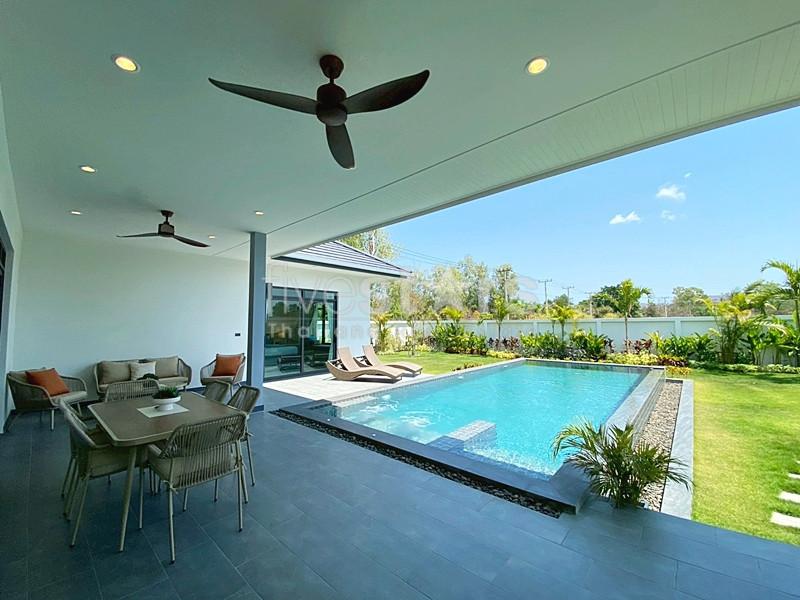 Modern 3-Bedroom Luxury Pool Villas for Sale in Hua Hin Soi 112 – Large Land Plots from 604 sqm 4225785037