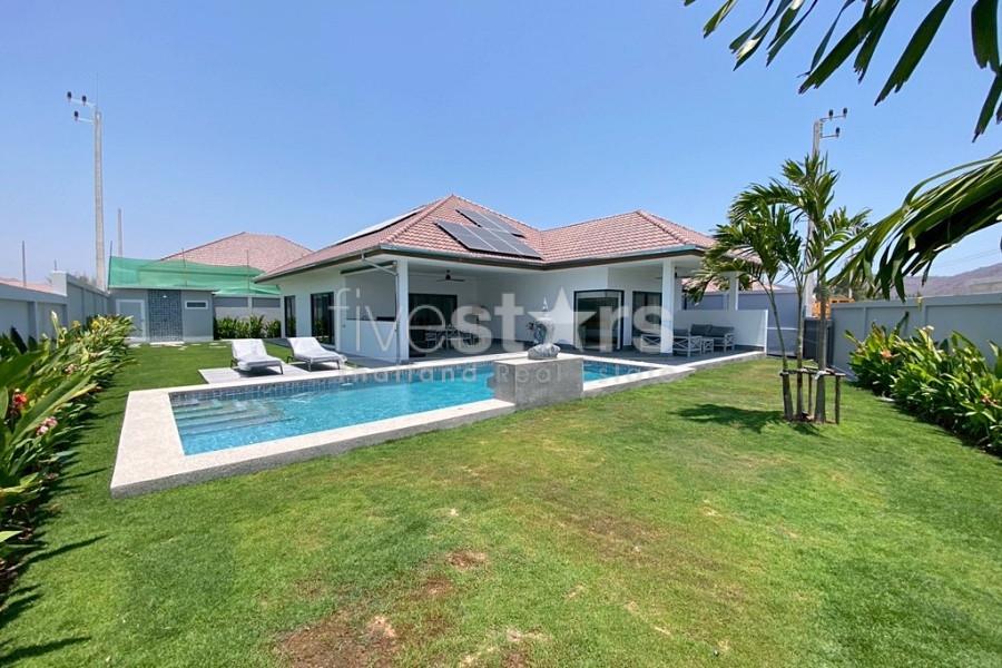 Spacious 3-Bedroom Modern Pool Villa in Hua Hin – Signature Plus | From THB 9,080,000 3386261071