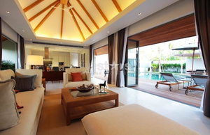 Beautiful 4-bedrooms villa close to Layan beach 3227159638