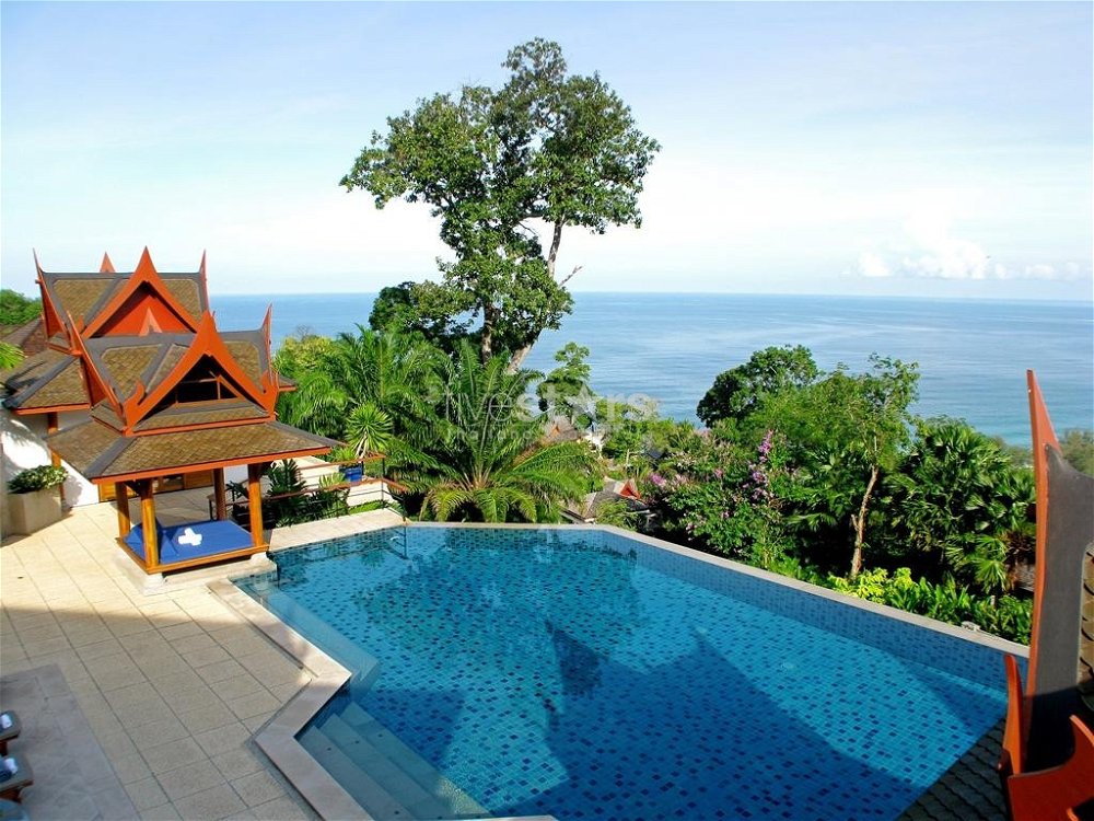 Luxury villa with stunning sea views close to Surin 4069820955