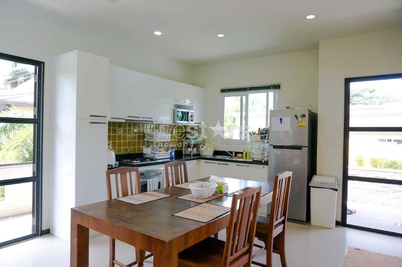 Nice 4-bedrooms villa with pool and great view overs Phan Nga Bay 330544247