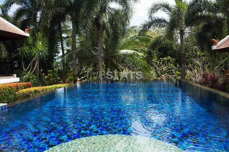 Beautiful 3-bedrooms villa in a luxury residence in Nai Harn 1903222621