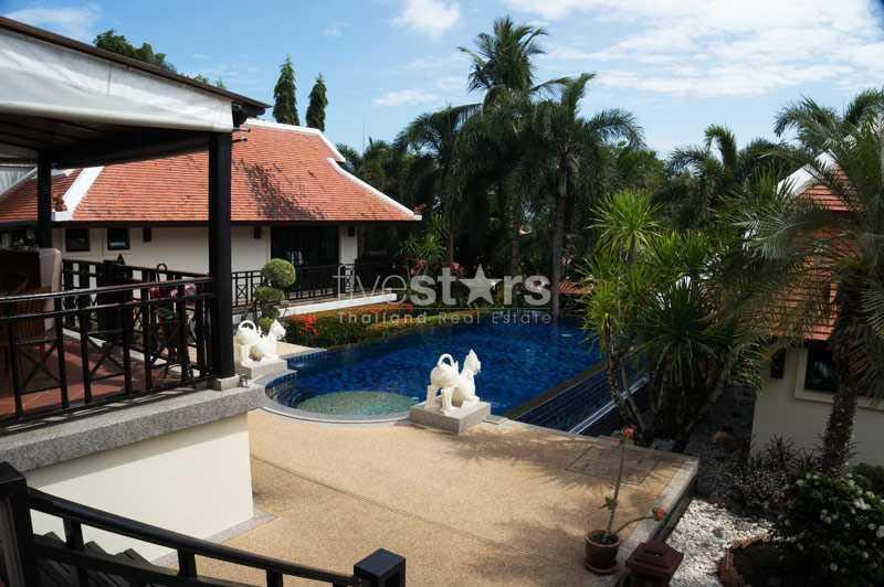 Beautiful 3-bedrooms villa in a luxury residence in Nai Harn 1903222621