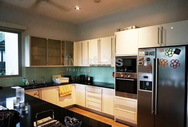 Beautiful contemporary pool villa close to the Bang Tao Beach 3183860188