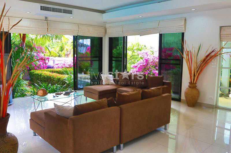 Spacious 4-bedrooms pool villa close to the Rawai beach 2905274400