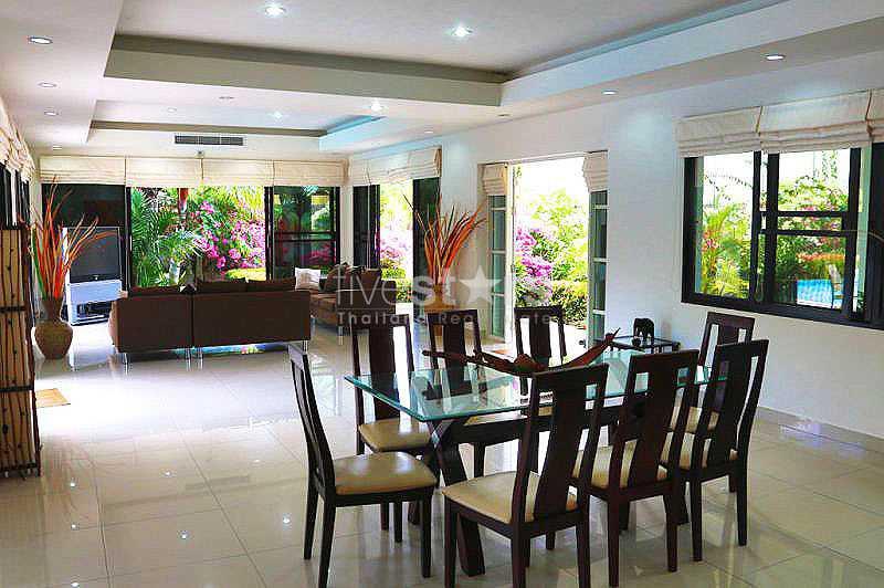 Spacious 4-bedrooms pool villa close to the Rawai beach 2905274400