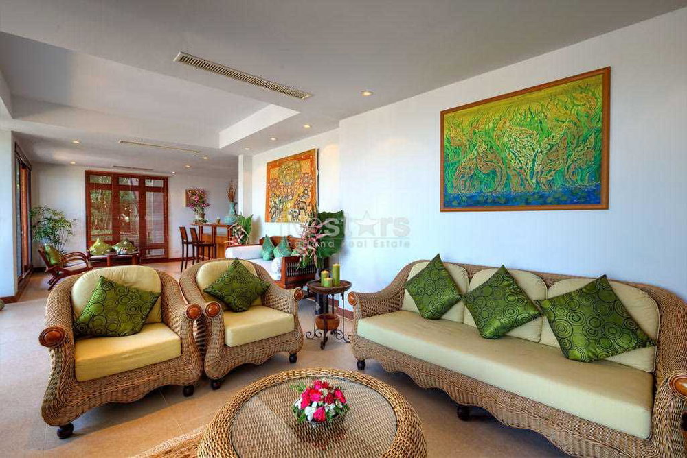 4-bedrooms villa with a stunning sea view in Surin 3798691559