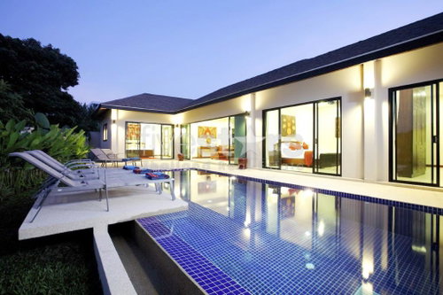 3-bedroom pool villa close to Nai Harn Beach 4275630350